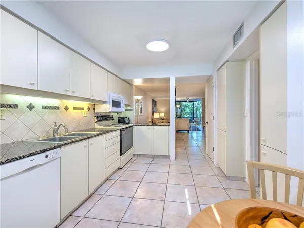 $6,000 | 830 Bayport Way, Unit 830, Longboat Key, FL 34228