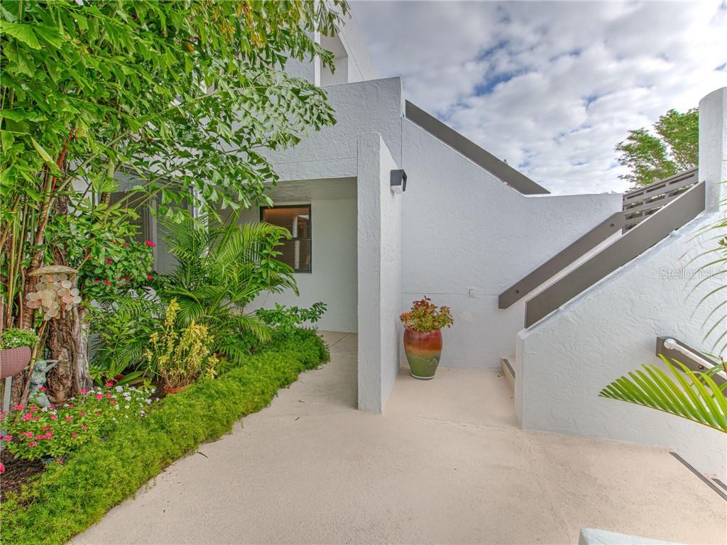 830 Bayport Way, Unit 830 Longboat Key, FL 34228 - Photo 5 of 48