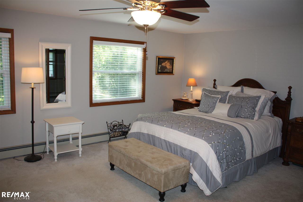31698 Hayes Road Fraser, MI 48026 - Photo 27 of 37 31297935-26.JPG