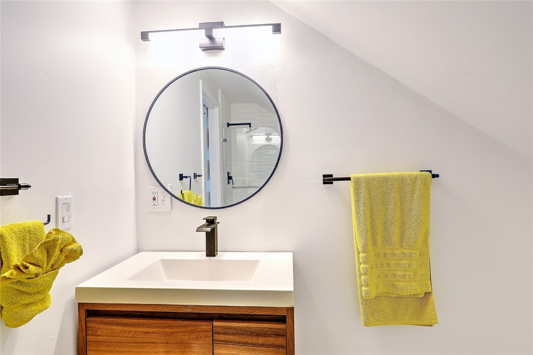 27 South Baptist Street Newport, RI 02840 - Photo 25 of 39