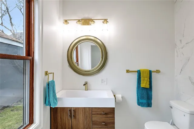 $3,100 | 27 South Baptist Street, Newport, RI 02840