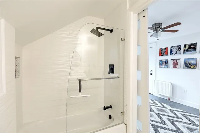 $3,100 | 27 South Baptist Street, Newport, RI 02840