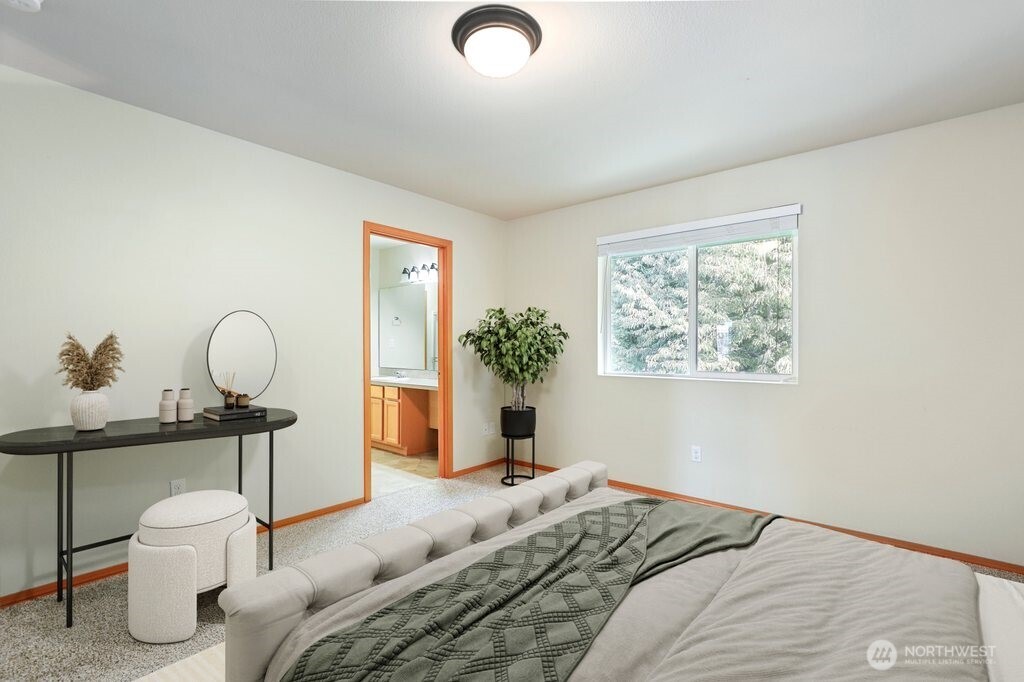 638 Shirehill Street Bremerton, WA 98310 - Photo 18 of 36
