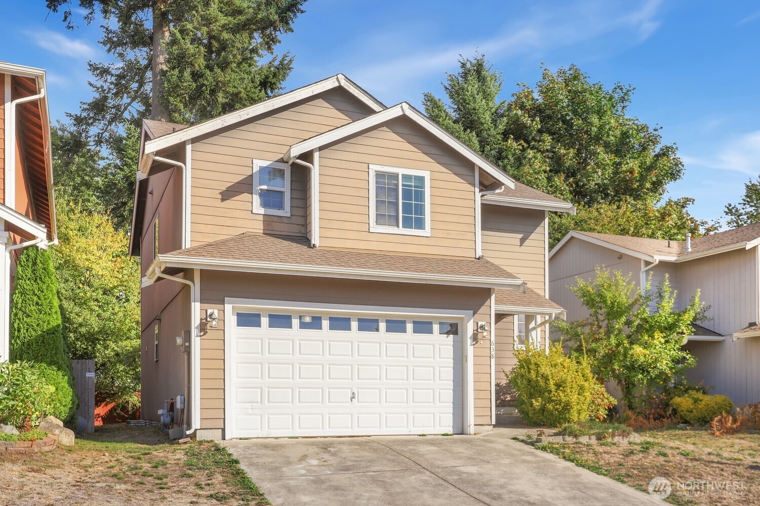 638 Shirehill Street Bremerton, WA 98310 - Photo 2 of 36