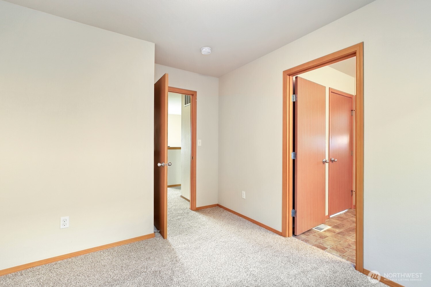 638 Shirehill Street Bremerton, WA 98310 - Photo 28 of 36