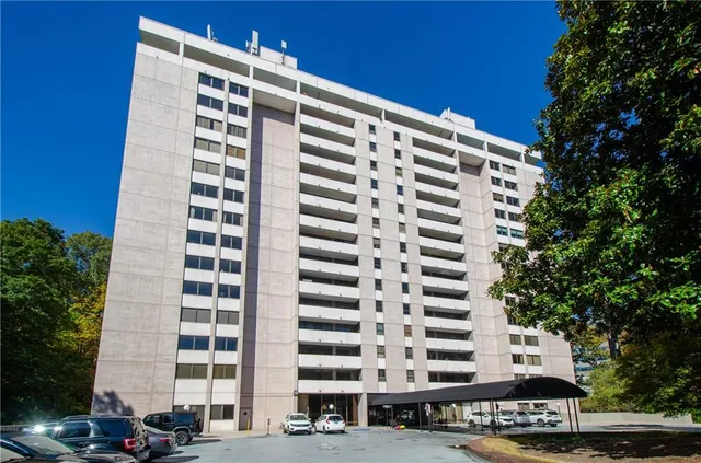 $275,000 | 3530 Piedmont Road Northeast, Unit F5, Atlanta, GA 30305