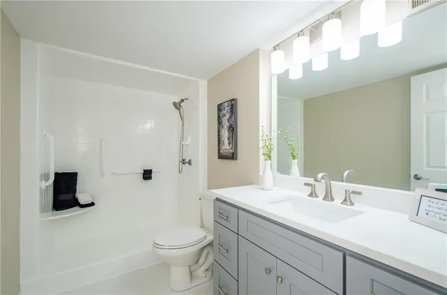 $275,000 | 3530 Piedmont Road Northeast, Unit F5, Atlanta, GA 30305