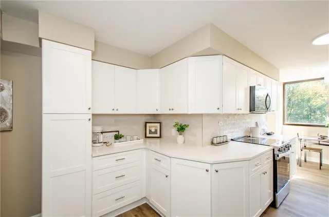 $275,000 | 3530 Piedmont Road Northeast, Unit F5, Atlanta, GA 30305