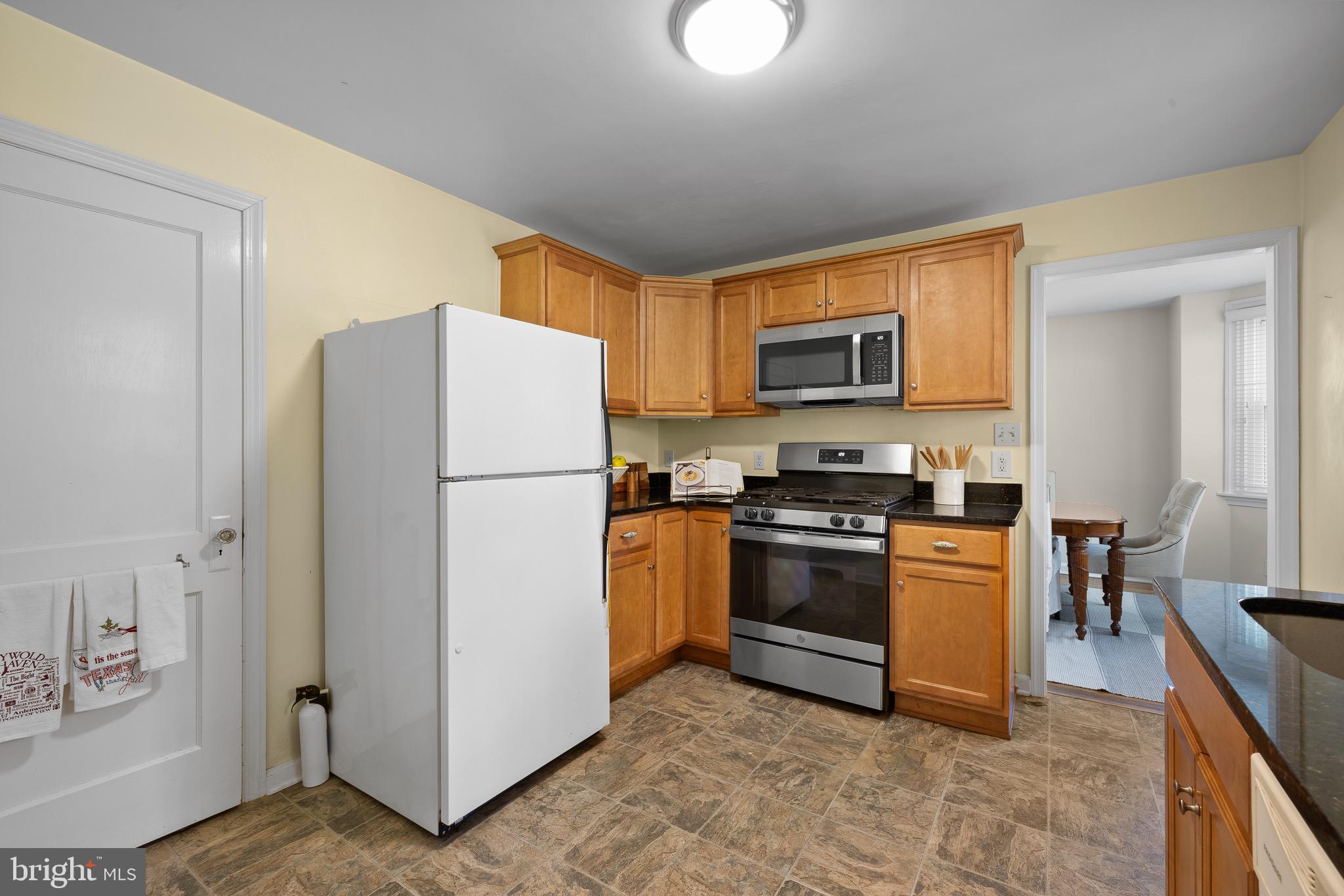 508 Devon Road Havertown, PA 19083 - Photo 11 of 29 Gallery Image 11