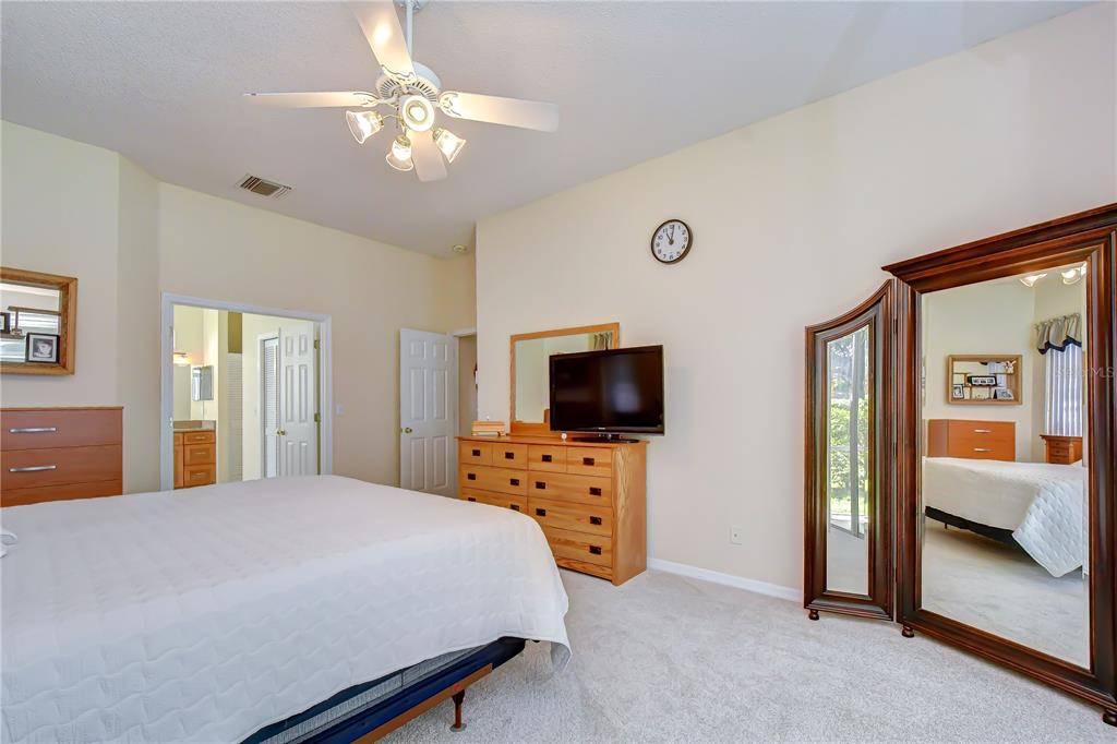 4916 Willow Ridge Terrace Valrico, FL 33596 - Photo 18 of 38