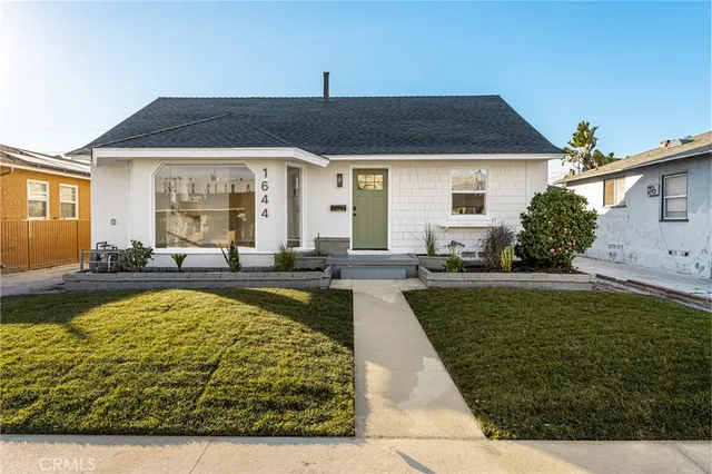 $799,900 | 1644 East 122nd Street, Los Angeles, CA 90059