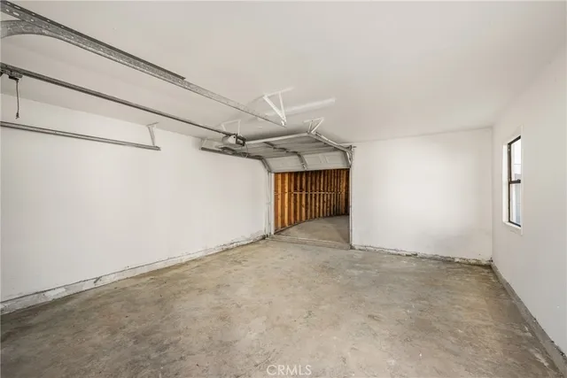 $799,900 | 1644 East 122nd Street, Los Angeles, CA 90059