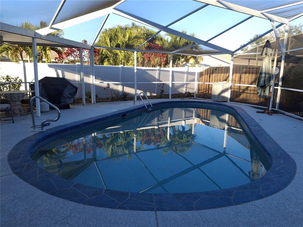 9305 120th Lane Seminole, FL 33772 - Photo 17 of 25