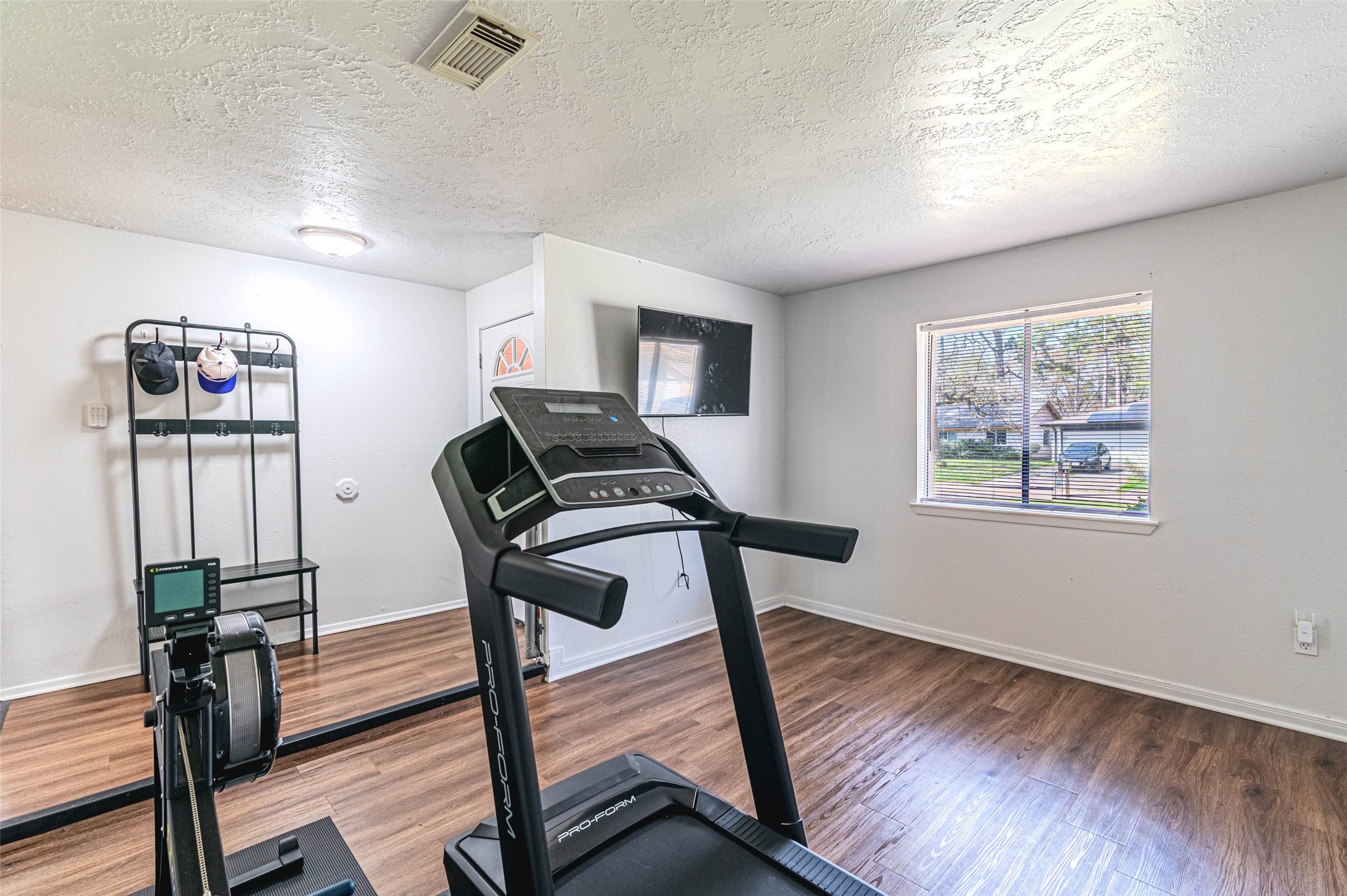 4606 Fitzwater Drive Spring, TX 77373 - Photo 9 of 42