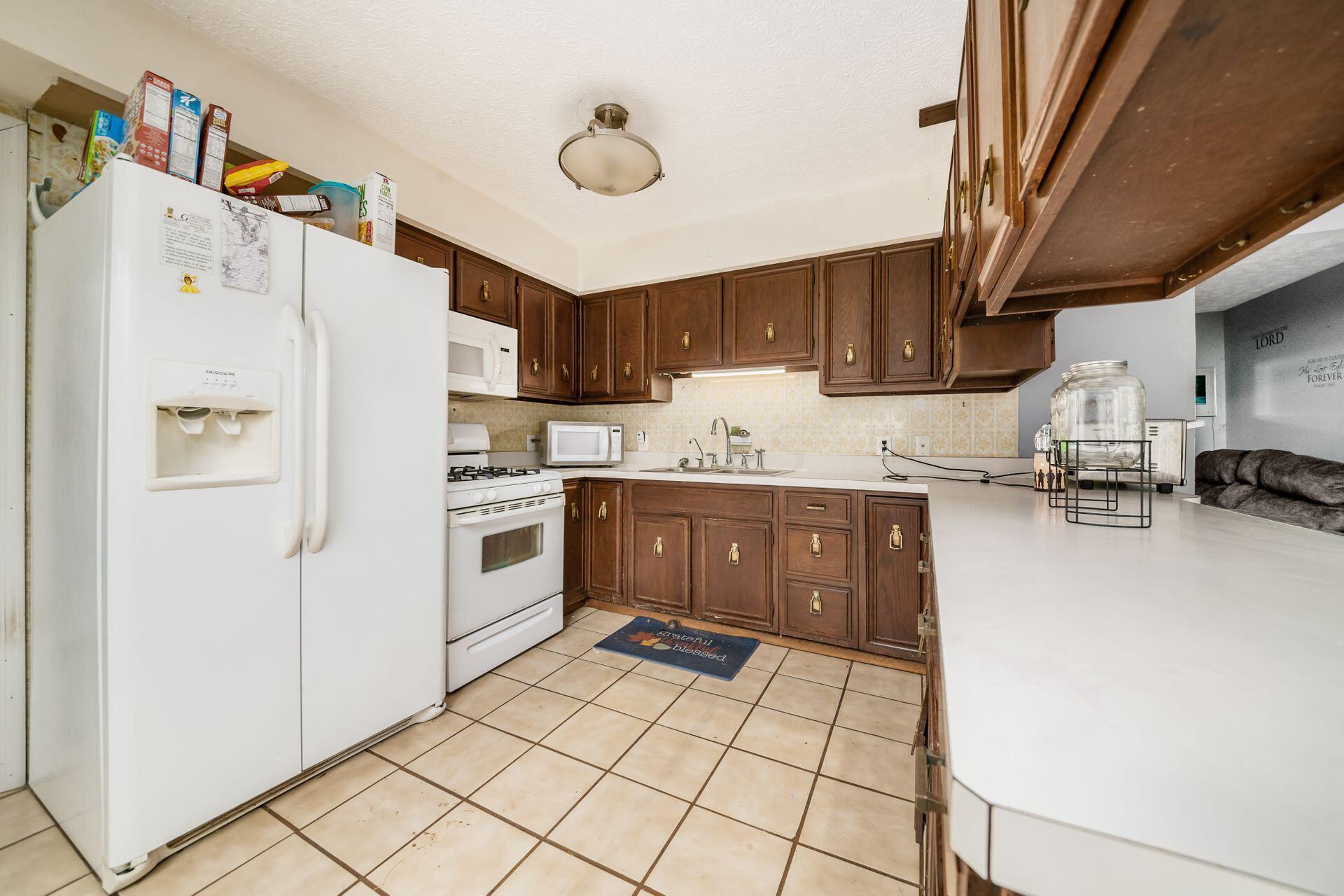 7989 Harlem Road Westerville, OH 43081 - Photo 10 of 67 015_7205c_L 7989 Harlem Rd105