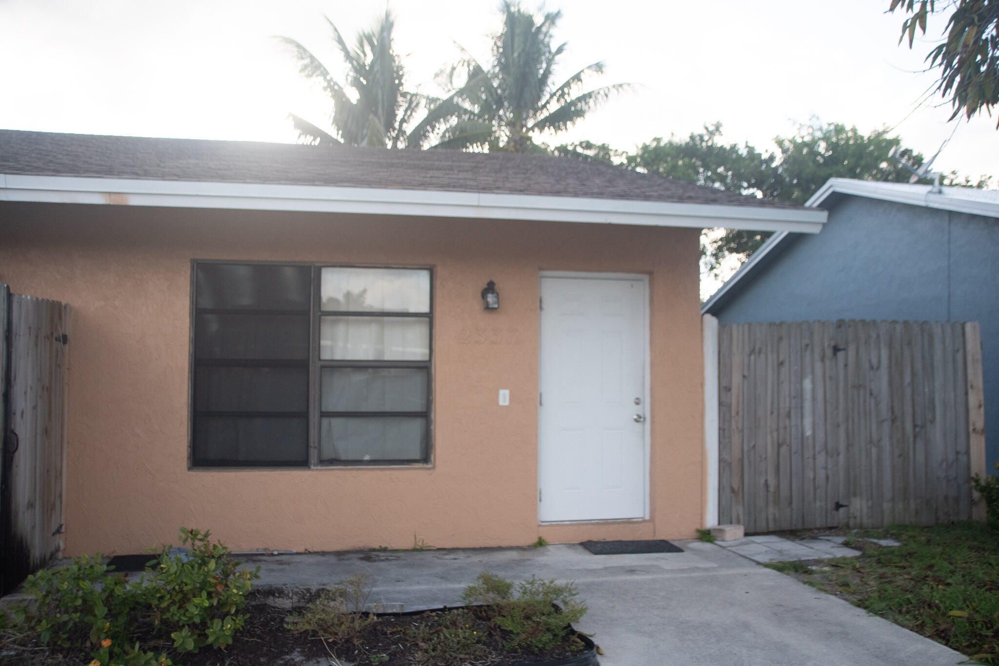 2337 Avenue Riviera Beach, Unit B Riviera Beach, FL 33404 - Photo 19 of 20 IMGP7046