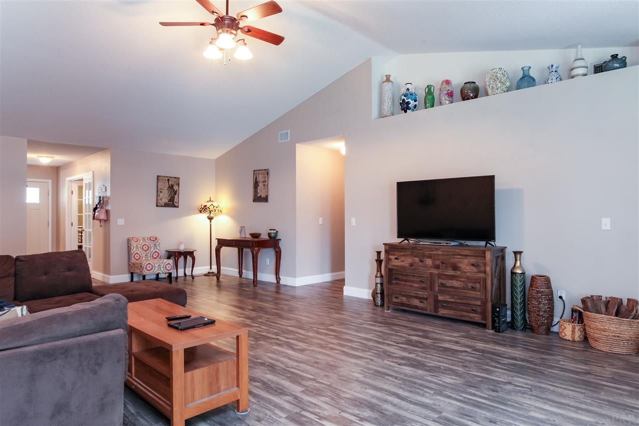 1266 Tate Road Cantonment, FL 32533 - Photo 8 of 34