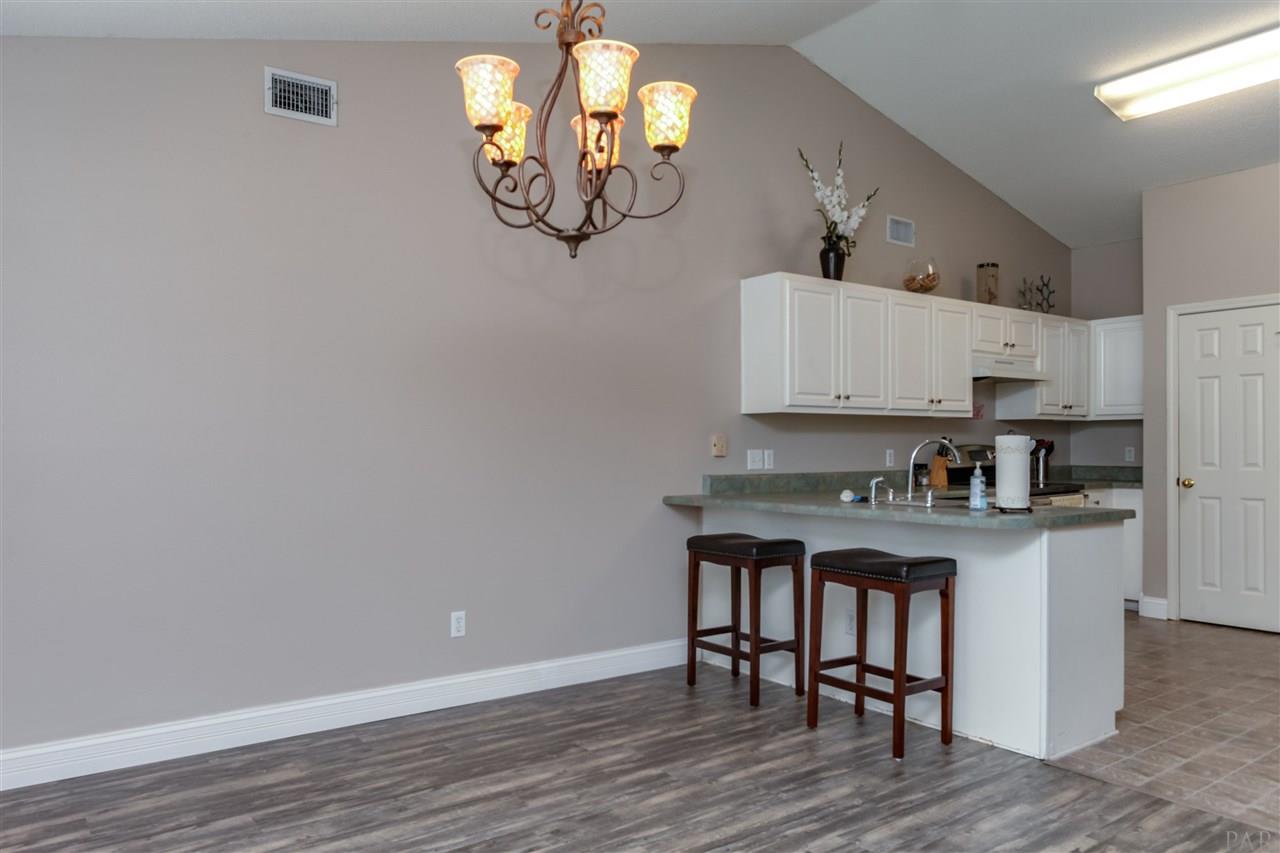 1266 Tate Road Cantonment, FL 32533 - Photo 10 of 34