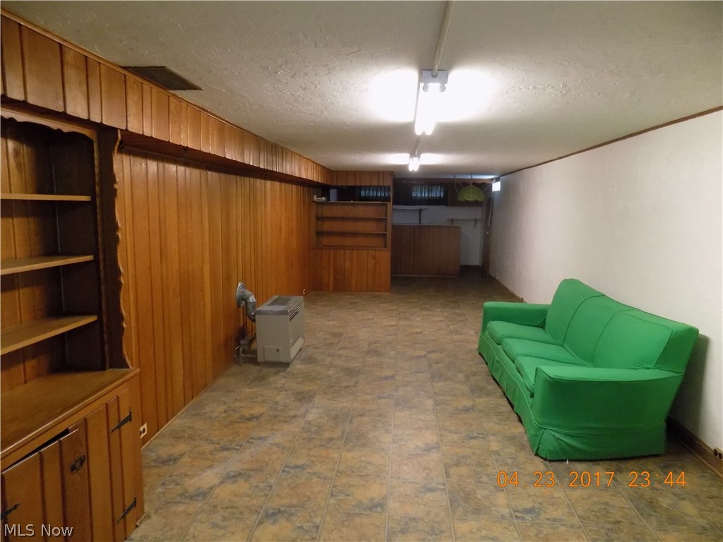 9010 West Moreland Road Parma, OH 44129 - Photo 16 of 20 Gallery Image 16
