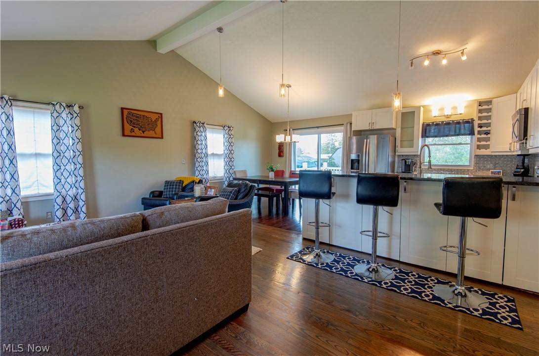 495 Abbyshire Road Akron, OH 44319 - Photo 4 of 32 Gallery Image 4