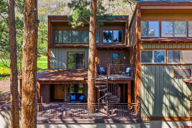 a view of multiple house