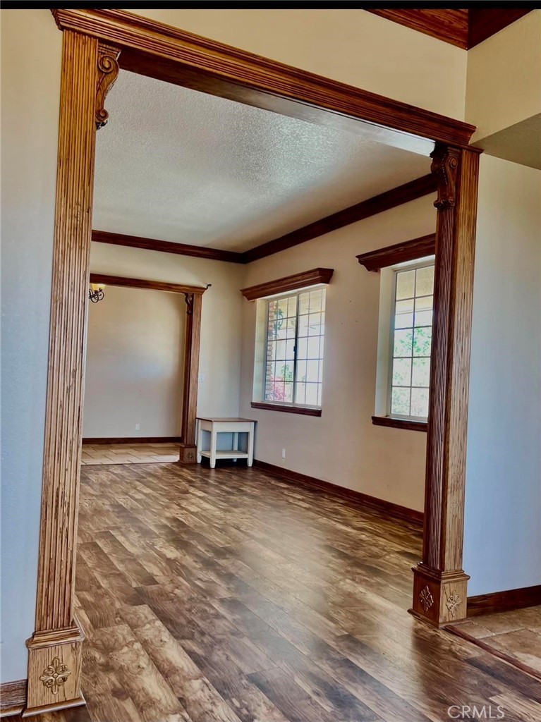 9126 Kittering Road Oak Hills, CA 92344 - Photo 17 of 47 Dinning area #1