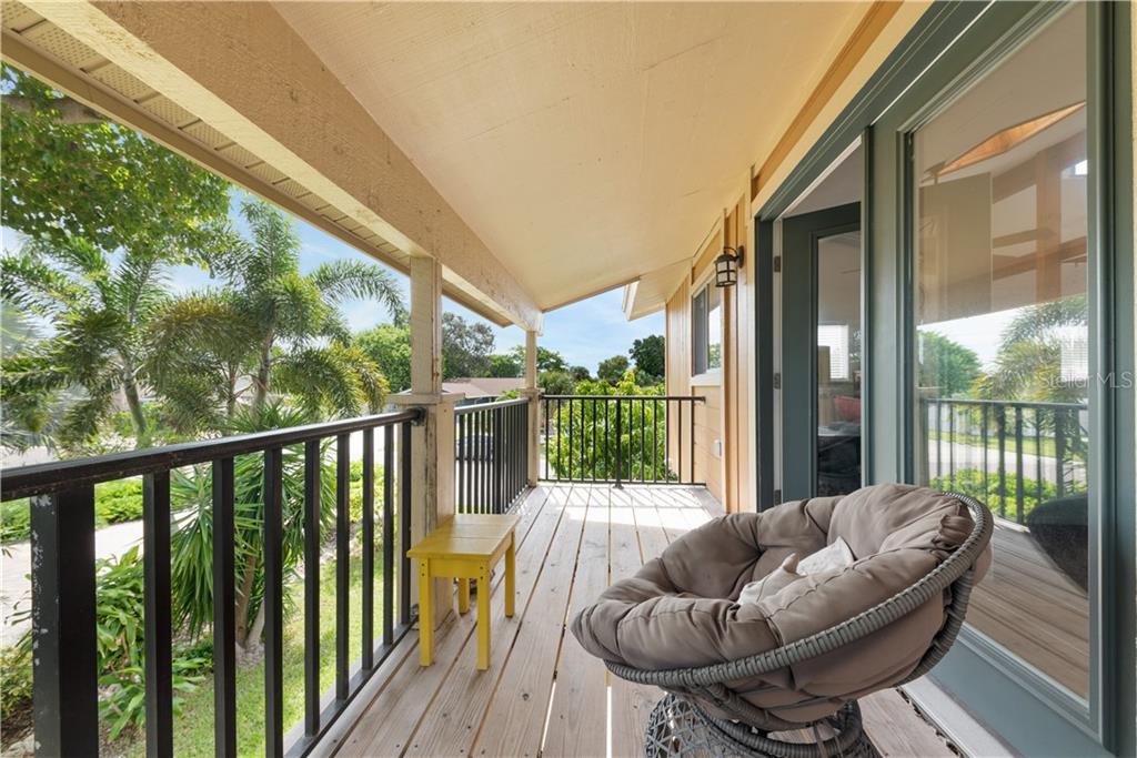 17601 1st Street East Redington Shores, FL 33708 - Photo 27 of 33