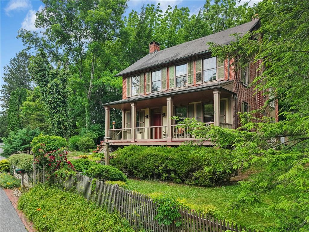 1867 Old Mill Road Bethlehem, PA 18015 - Photo 1 of 35 Gallery Image 1