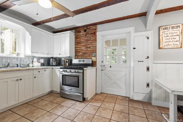 $699,999 | 2098 Felix Court, Baldwin, NY 11510