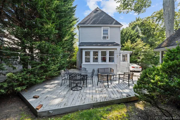 $699,999 | 2098 Felix Court, Baldwin, NY 11510