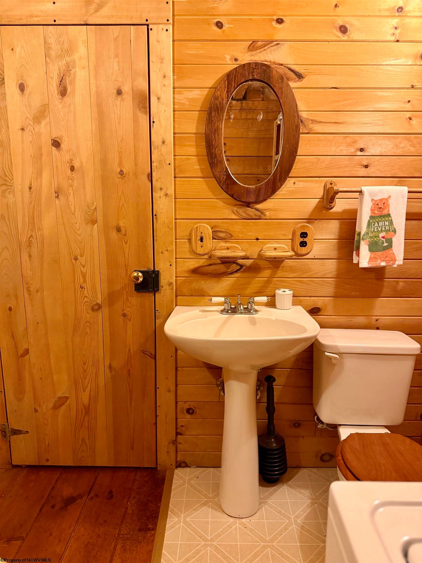 82 Crystal Lake Road West Union, WV 26456 - Photo 6 of 12 Gallery Image 6