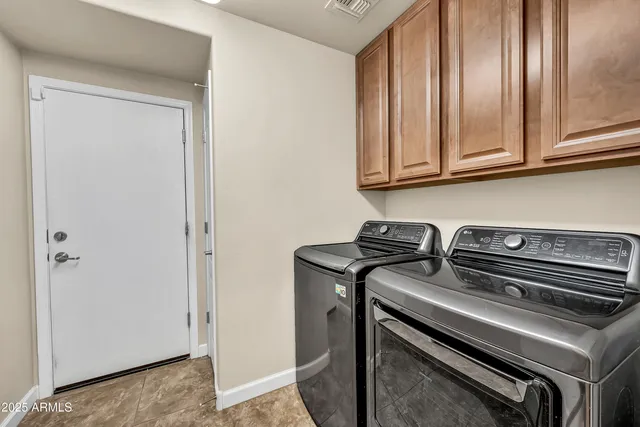 $849,000 | 4587 South Ellesmere Street, Gilbert, AZ 85297