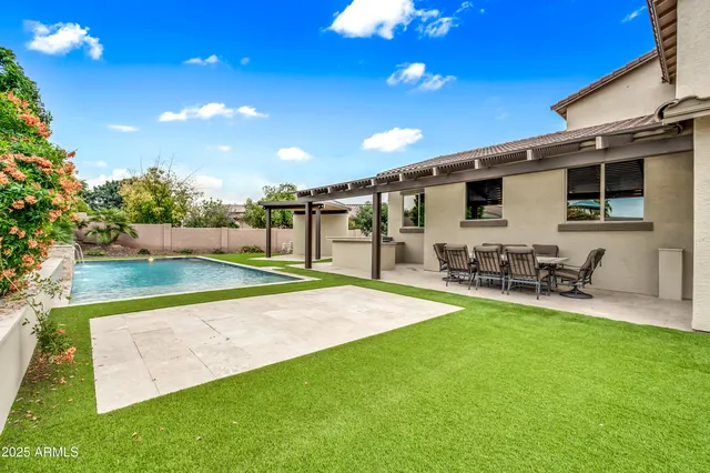 $849,000 | 4587 South Ellesmere Street, Gilbert, AZ 85297