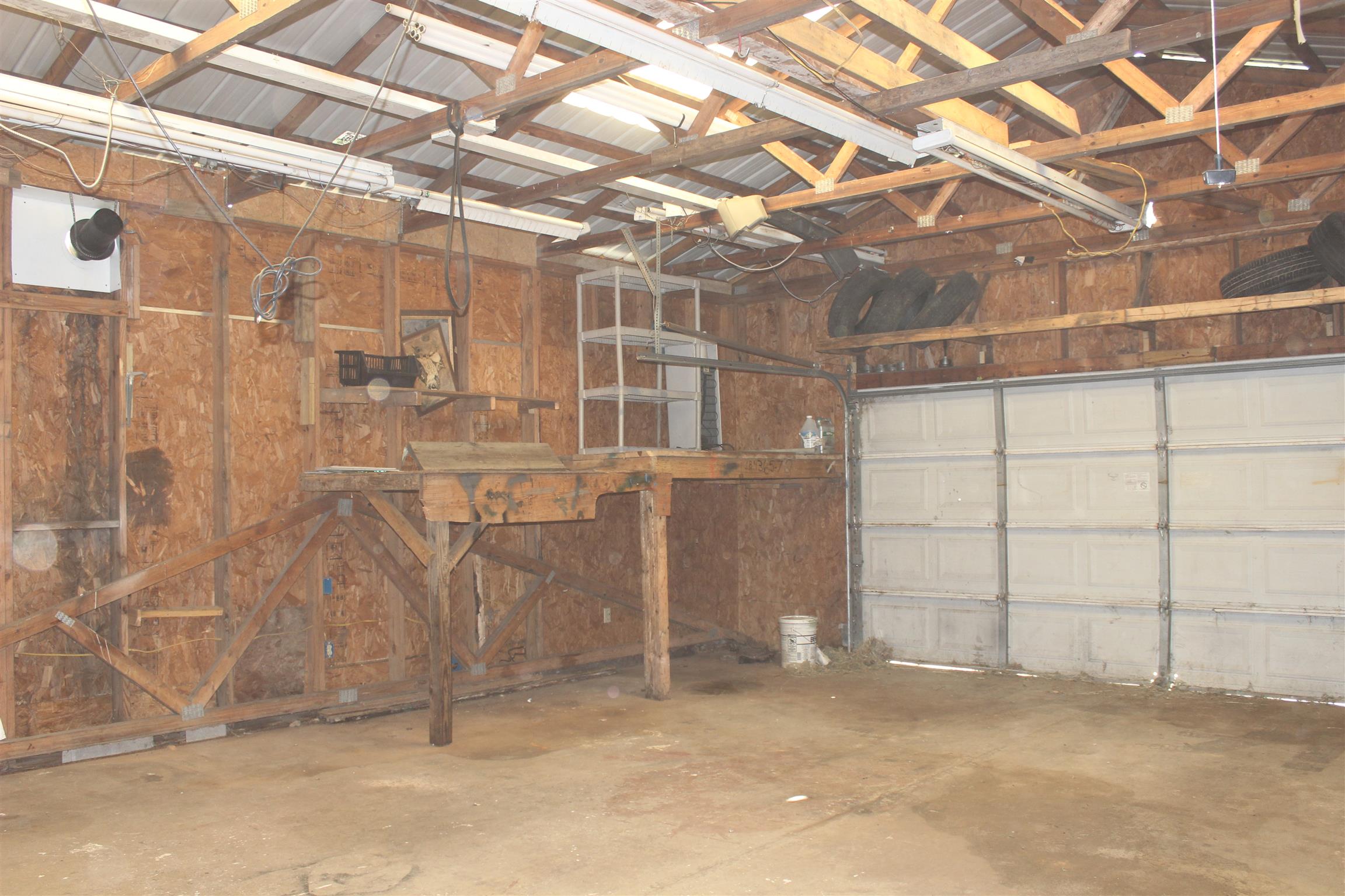 4029 Woodard Road Springfield, TN 37172 - Photo 16 of 16 a view of a garage