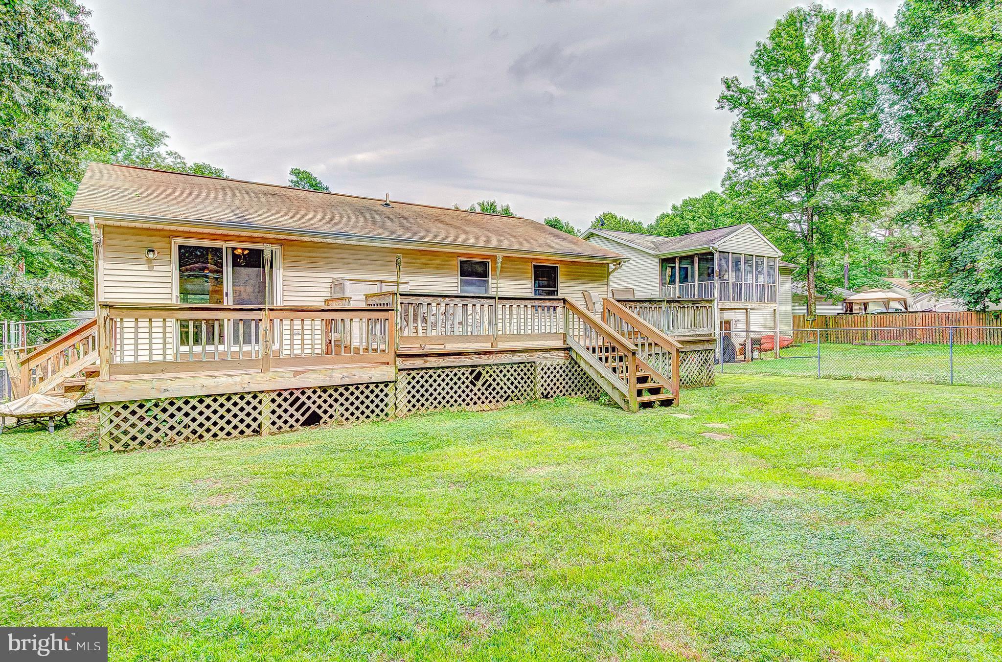 11589 Ropeknot Road Lusby, MD 20657 - Photo 21 of 30 Perfect for entertaining.