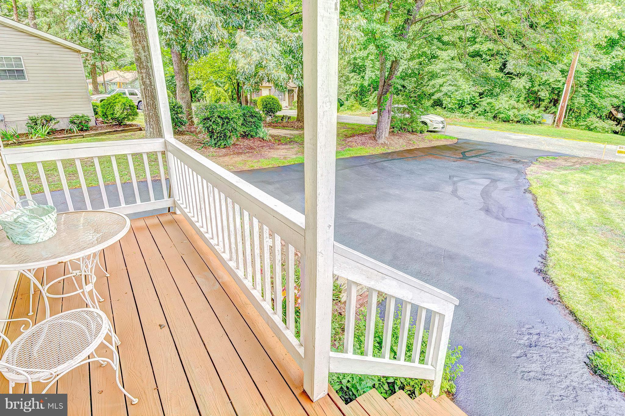 11589 Ropeknot Road Lusby, MD 20657 - Photo 23 of 30 Front porch.