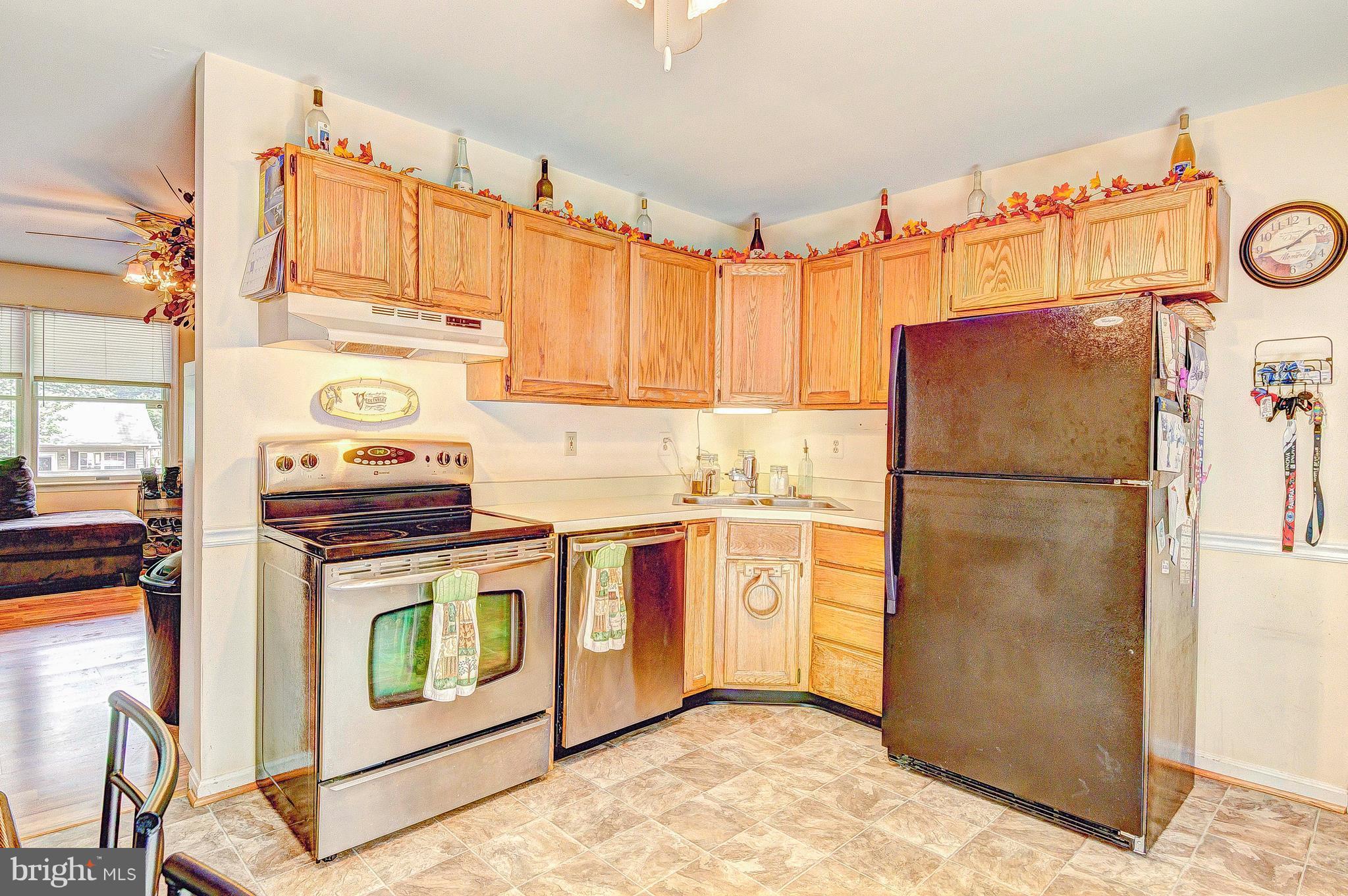 11589 Ropeknot Road Lusby, MD 20657 - Photo 4 of 30 Kitchen