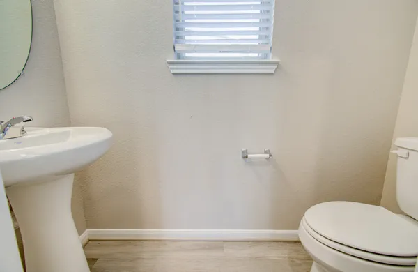 $2,600 | 8403 Moonlight Bay Circle, Baytown, TX 77523