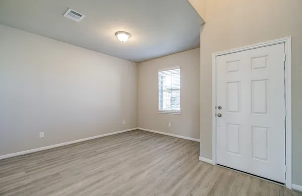 $2,600 | 8403 Moonlight Bay Circle, Baytown, TX 77523