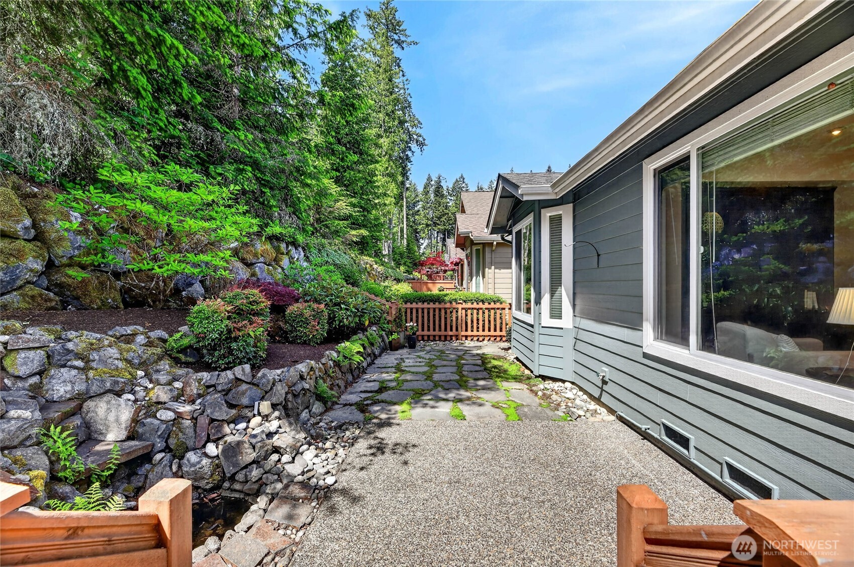 12357 Big Leaf Way Northeast Redmond, WA 98053 - Photo 33 of 36