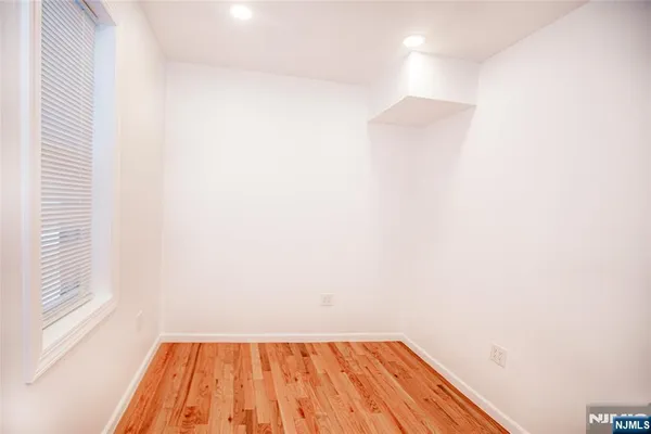 $2,500 | 3 Montclair Avenue, Unit 2, Paterson, NJ 07503