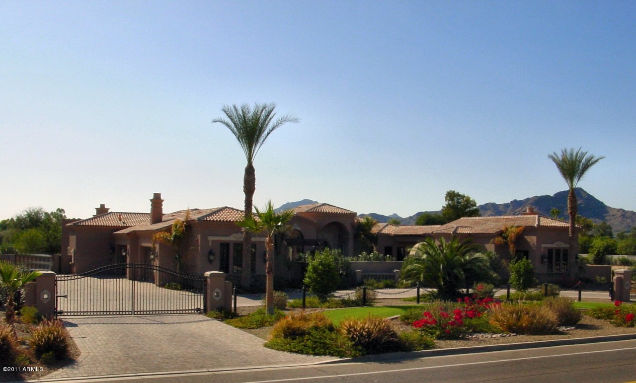 6833 East Doubletree Ranch Road Paradise Valley, AZ 85253 - Photo 1 of 20 FRONT ELEVATION