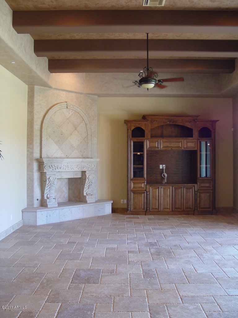 6833 East Doubletree Ranch Road Paradise Valley, AZ 85253 - Photo 16 of 20 FAMILY ROOM