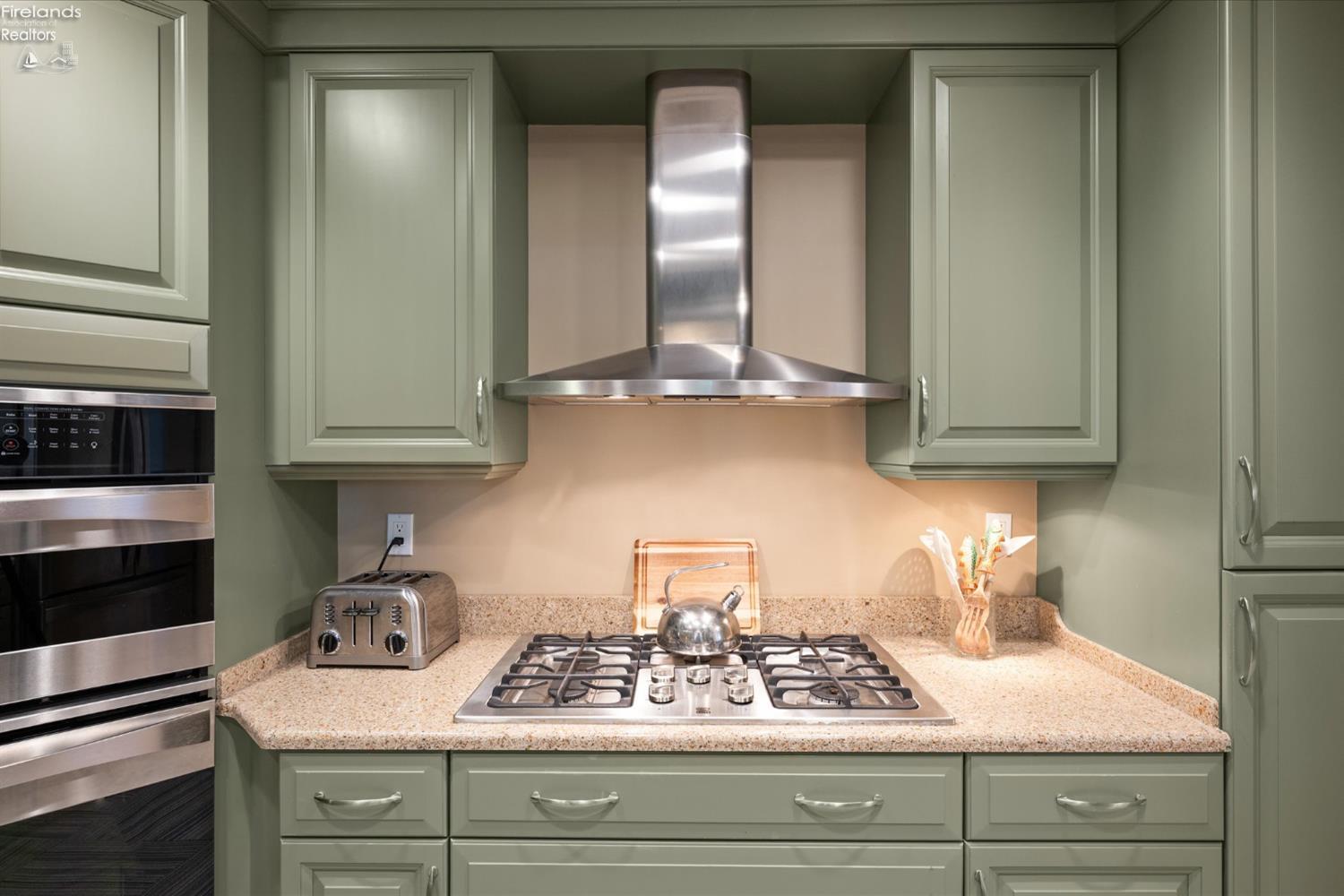 1503 Cleveland Road East, Unit 223 Huron, OH 44839 - Photo 8 of 38 Gallery Image 8