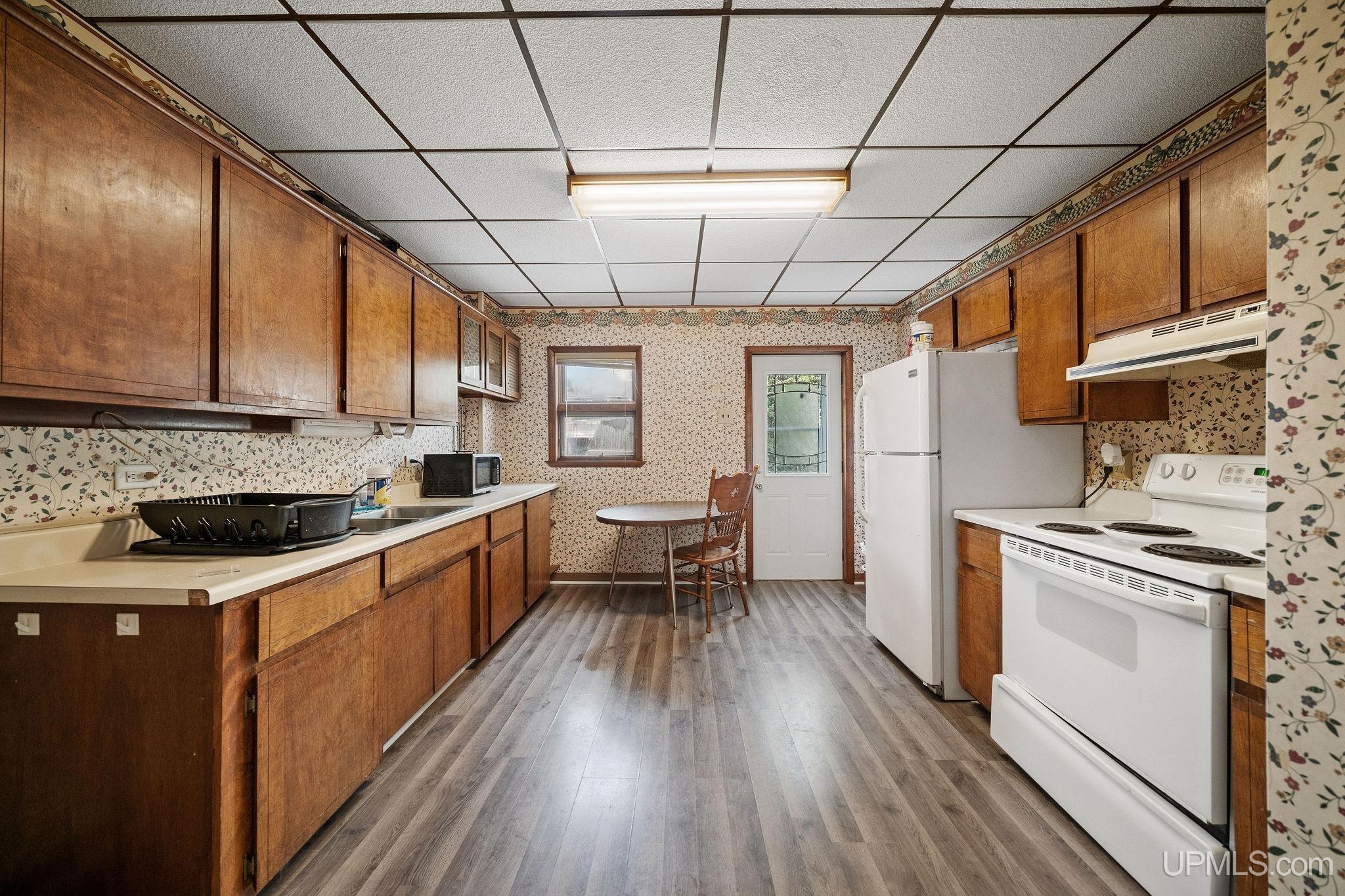 635 North 5th Street Ishpeming, MI 49849 - Photo 11 of 43