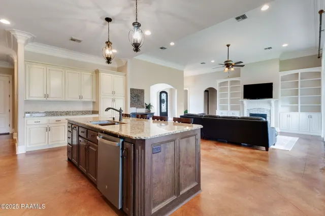 $589,989 | 119 Fair Grounds Drive, Lafayette, LA 70503