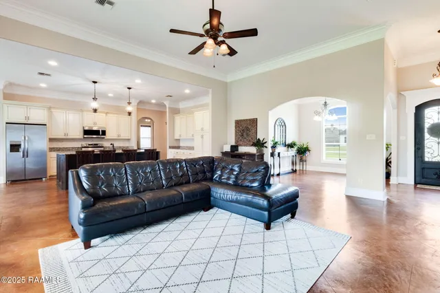 $589,989 | 119 Fair Grounds Drive, Lafayette, LA 70503