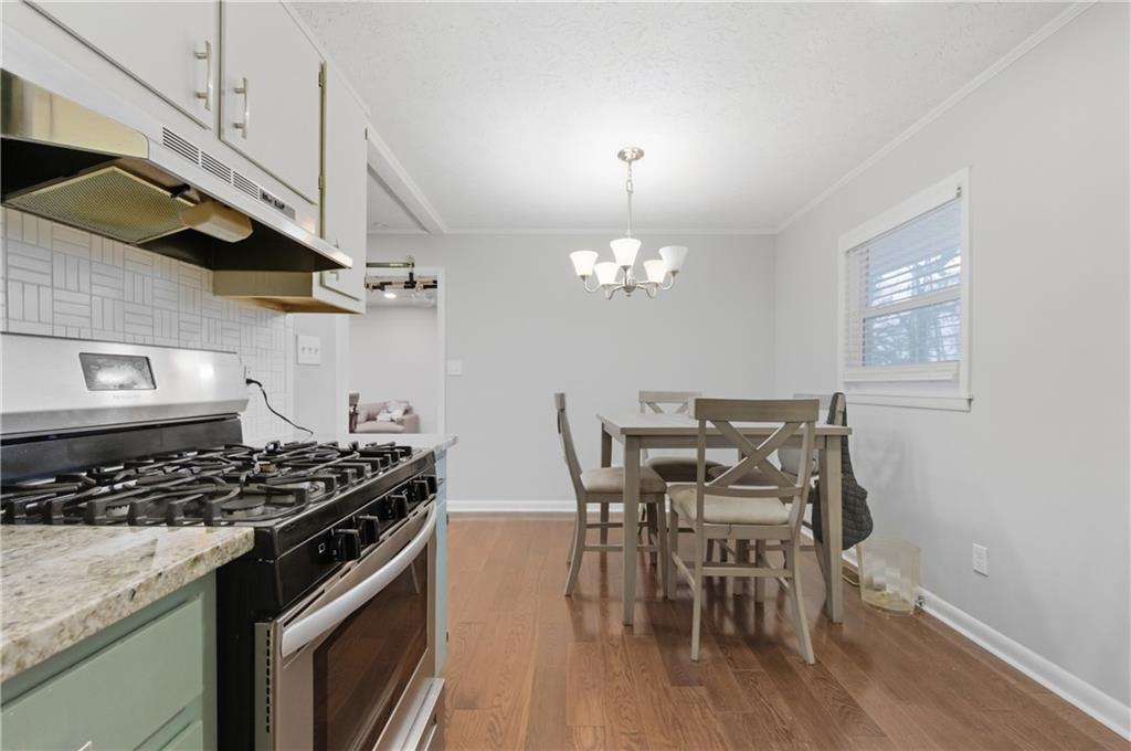 1454 Helen Lane Southwest Atlanta, GA 30331 - Photo 11 of 25