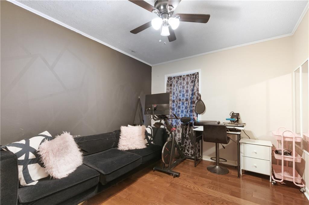 1454 Helen Lane Southwest Atlanta, GA 30331 - Photo 15 of 25