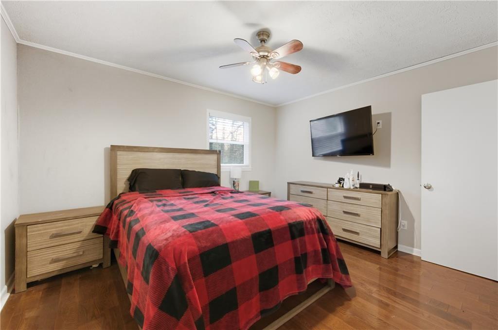 1454 Helen Lane Southwest Atlanta, GA 30331 - Photo 16 of 25